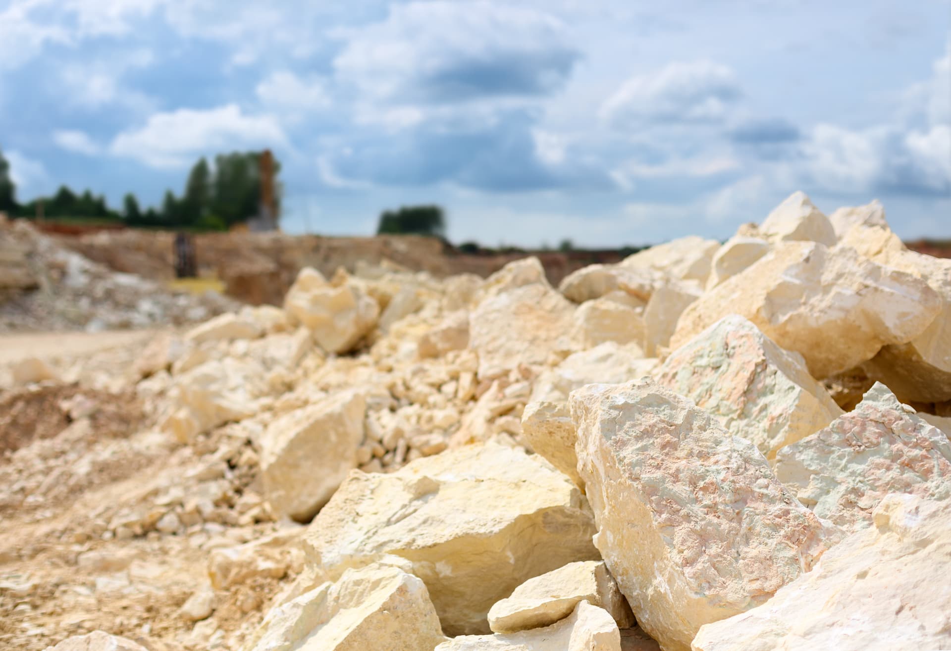 Contactar con cantera y aserradero de piedra en Valença